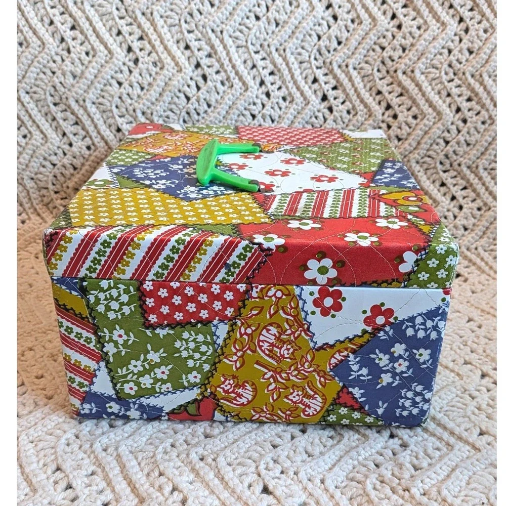 Vintage Quilted Patchwork Sewing Basket Floral Print Storage Box‎ Green Handle